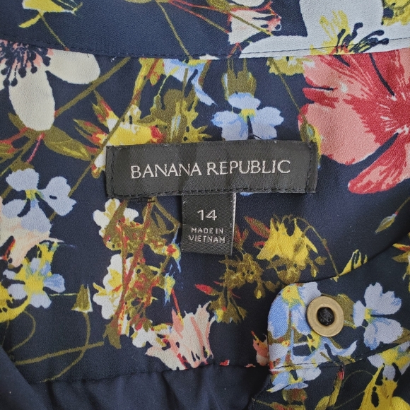 Banana Republic Floral Maxi Dress - Picture 15 of 16